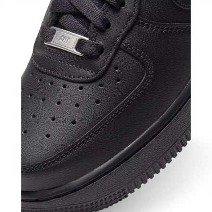 Nike Air Force 1 - Black