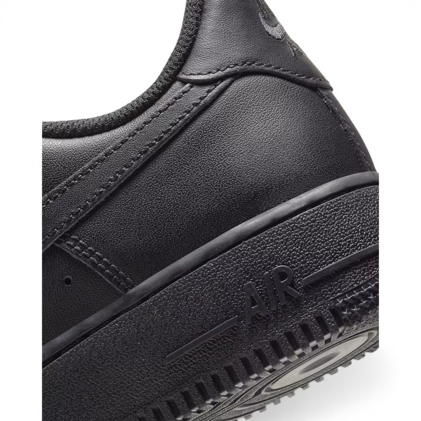Nike Air Force 1 - Black