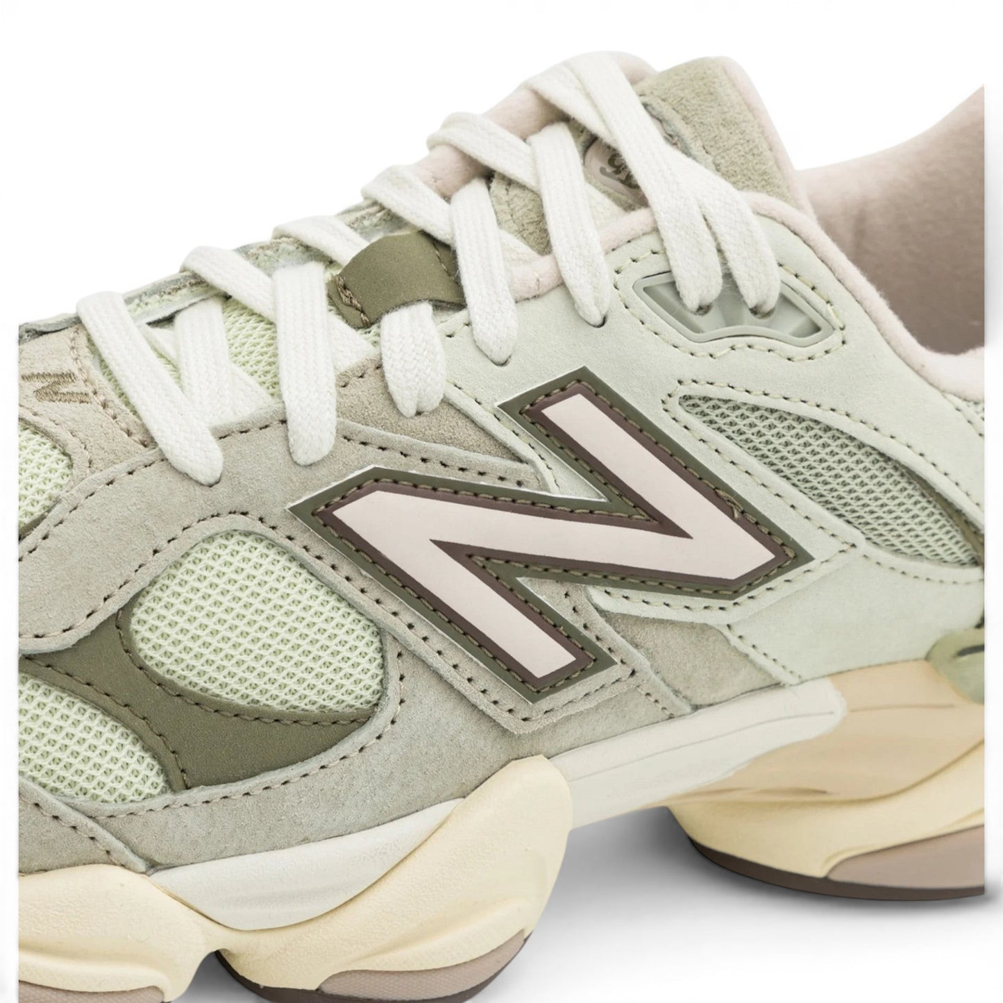 New Balance 9060 - Olivine