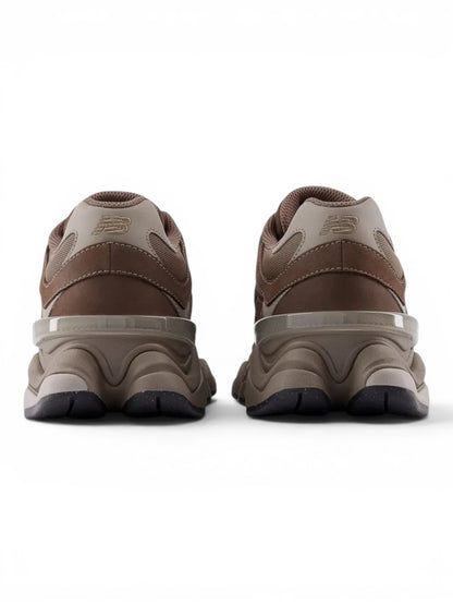 urbanstyle New Balance 9060 brown lifestyle sneakers viewed from the back showing sculpted midsoles and suede details