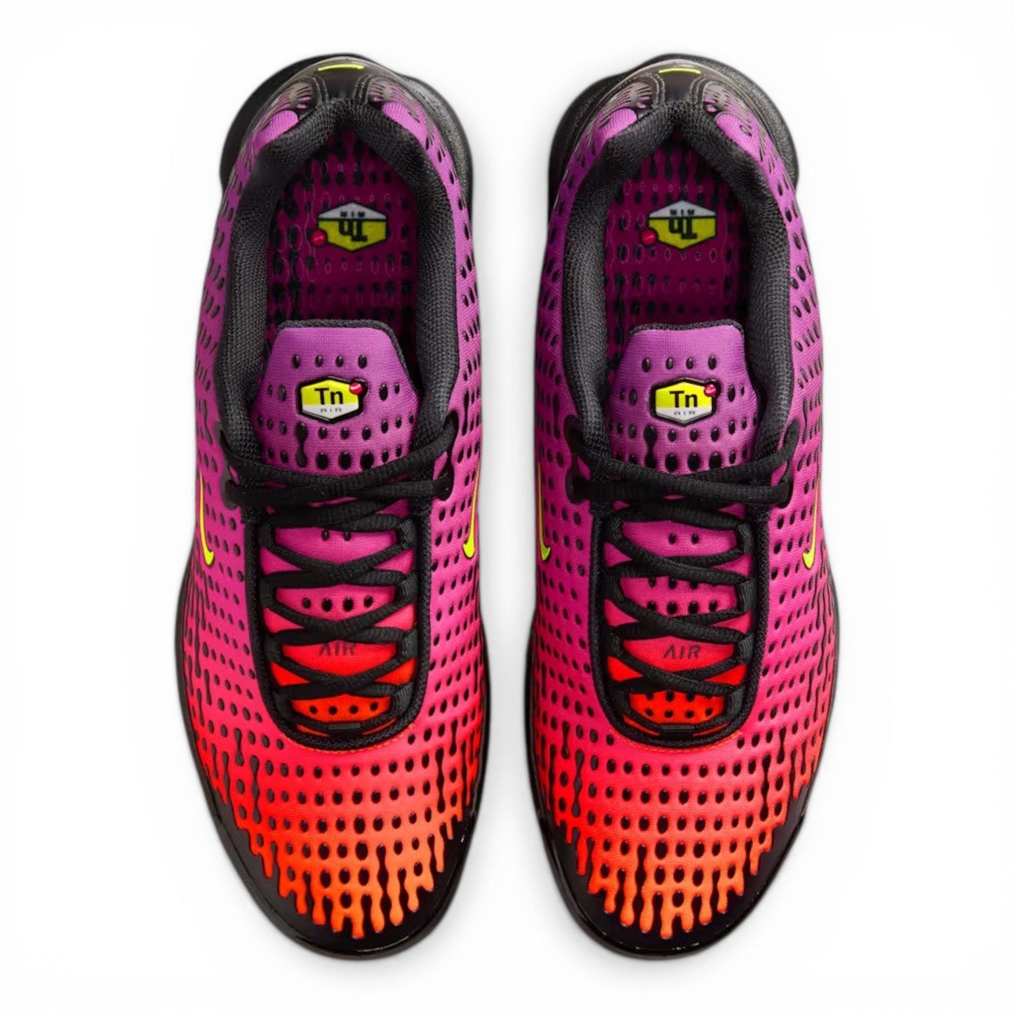 Urbanstyle Nike Air Max Plus Tn SE running shoes with pink, purple, orange gradient mesh and neon green Swoosh.