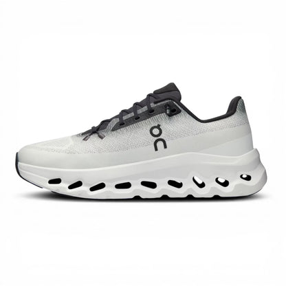 Urbanstyle white and grey gradient mesh running shoes with CloudTec sole and durable rubber outsole.